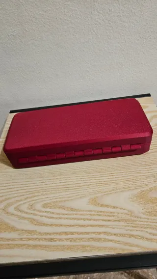 Caja rígida con cierre