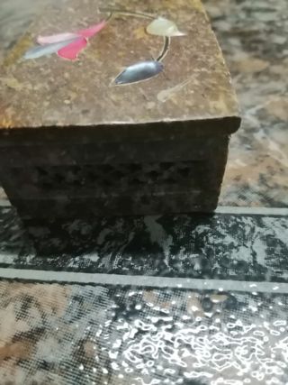 Caixinha vintage em pedra decorada