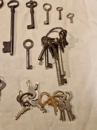 Llaves de varios tamaños