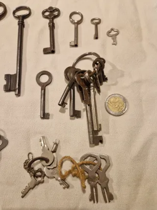 Llaves de varios tamaños