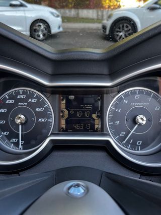 Yamaha XMAX 400 Maxi Scooter