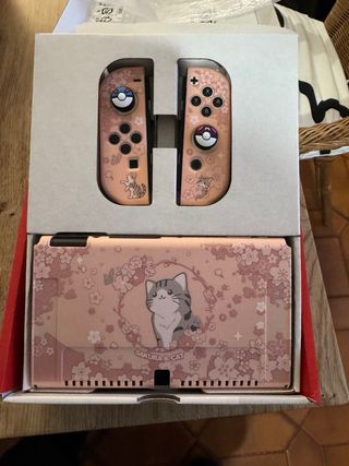 Nintendo Switch OLED Blanca y Negra