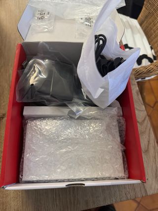 Nintendo Switch OLED Blanca y Negra