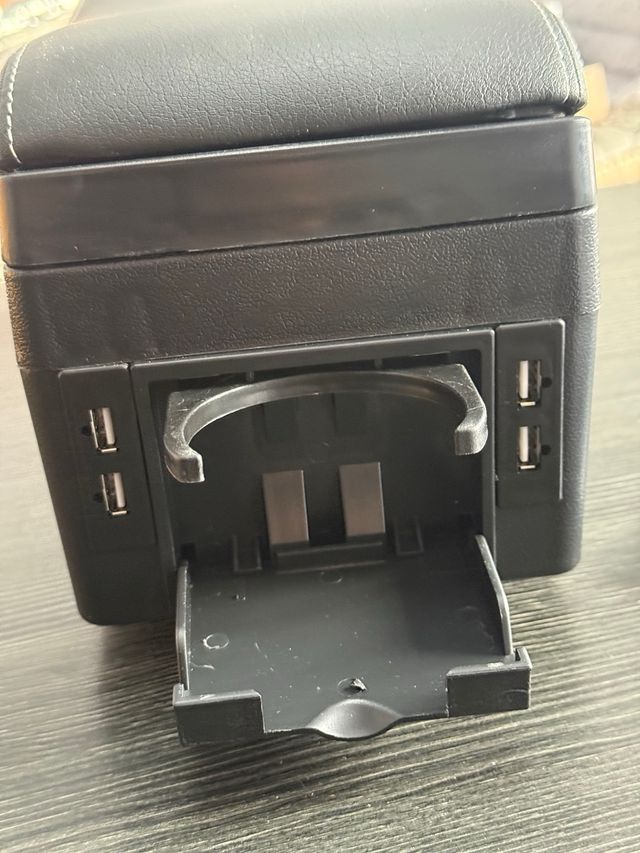 Poggiabraccio per auto nero