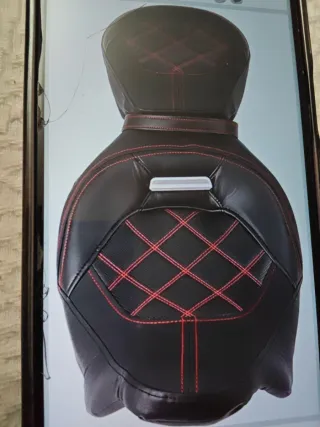 Asiento Harley Davidson Touring Negro/Rojo