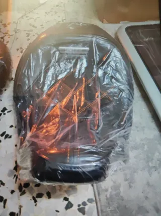 Asiento Harley Davidson Touring Negro/Rojo