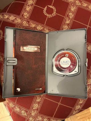 Lara Croft Tomb Raider Legend PSP