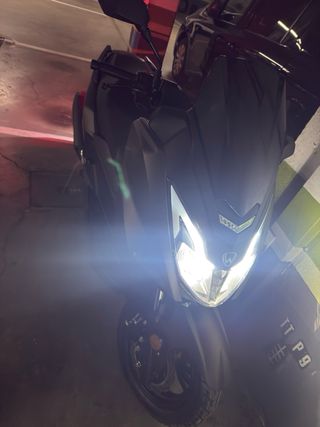 Moto Scooter Negra