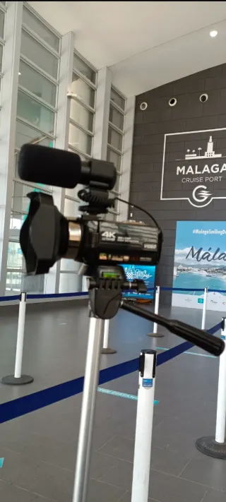 Videocámara 4K V9P con Mando a Distancia