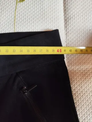 Pantalón Zara antelina negro