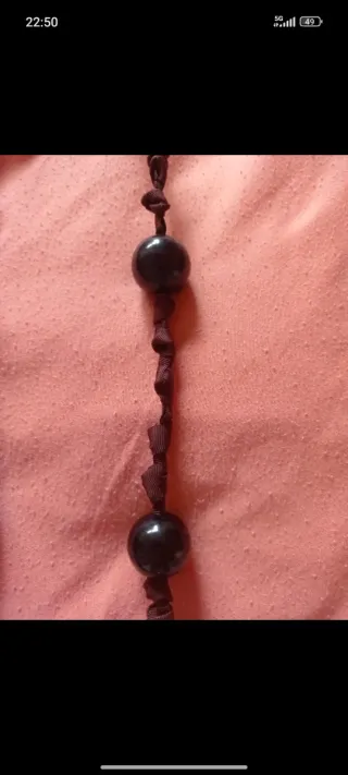 Collar largo con bolas