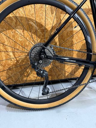 Bicicleta Gravel Megamo Negra