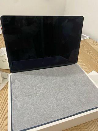 MacBook Air 13” M3 (2024) + Apple Care hasta 2027