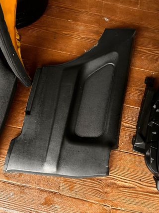 Asientos traseros BMW Compact + paneles