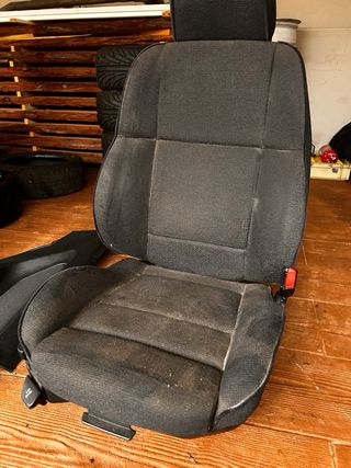 Asientos traseros BMW Compact + paneles