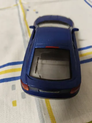 3 Coches Colección: Rojo, Azul y Plata