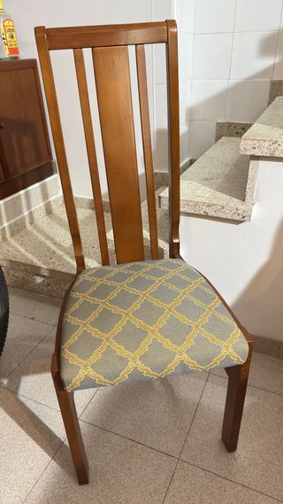 Juego de 4 Sillas de Comedor