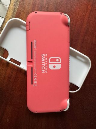 Nintendo Switch Lite Coral