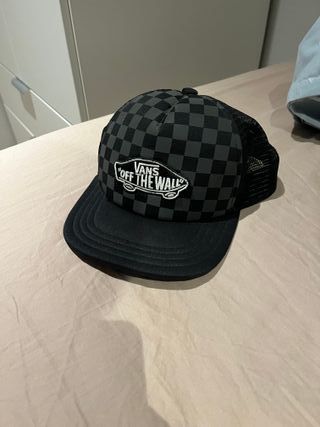 Gorra Vans Checkerboard Trucker Negra Gris