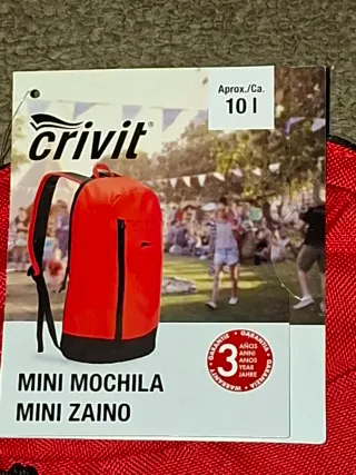 Mini mochila roja y negra