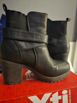 Botines Xti Talla 37 Negros