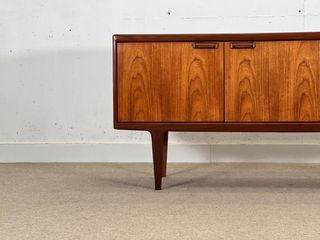 Aparador A.Younger Teca y Afromorsia