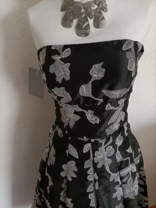 Vestido de fiesta negro y gris