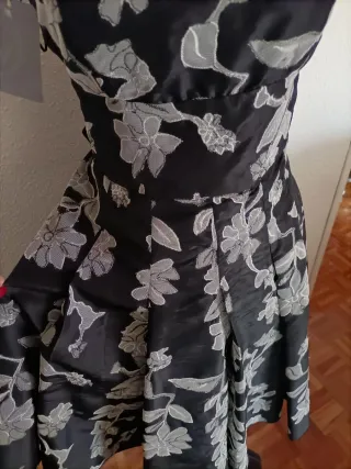 Vestido de fiesta negro y gris