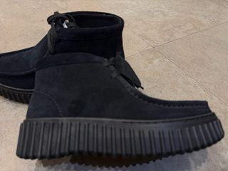 Botas negras de ante