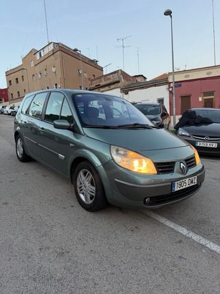 Renault Grand Scenic 2005