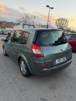 Renault Grand Scenic 2005