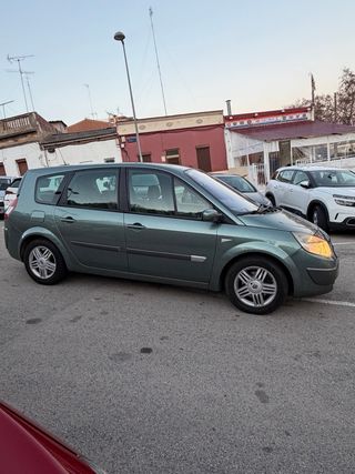 Renault Grand Scenic 2005