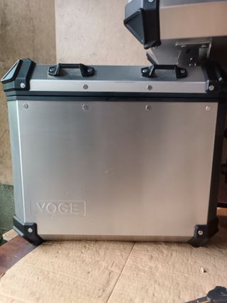 Maletas Voge 525 DSX 625 650 laterales aluminio