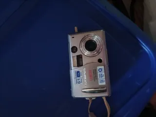 Cámara Digital Olympus C-60 Zoom