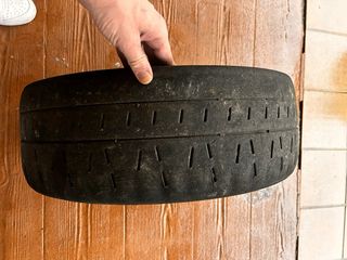 Neumáticos Pirelli y Hankook