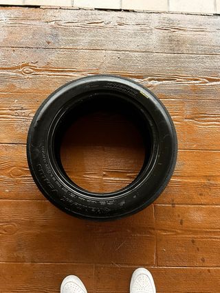 Neumáticos Pirelli y Hankook