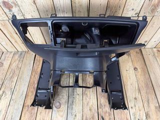 BOX DELANTERO SUZUKI BURGMAN 650 2003