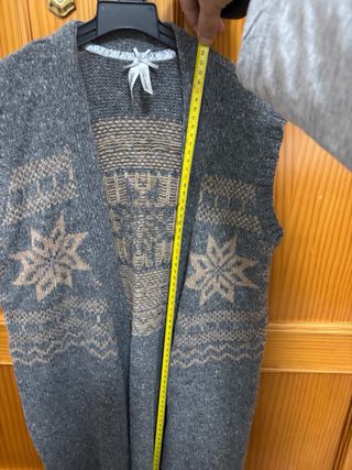 Chaleco largo tejido estampado