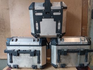 3 Maletas Triumph aluminio Monokey Givi laterales