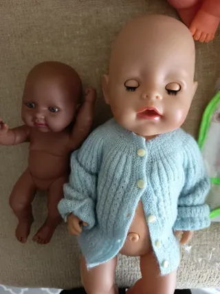 Lote de 5 muñecos variados