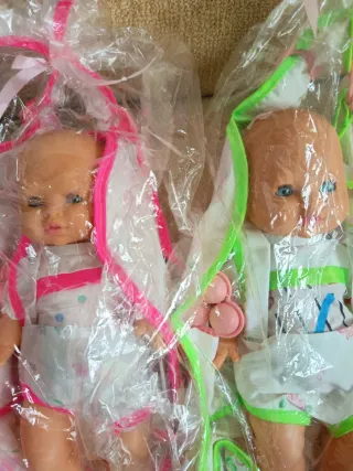 Lote de 5 muñecos variados