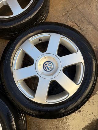 Llantas VW Originales (4 unidades)