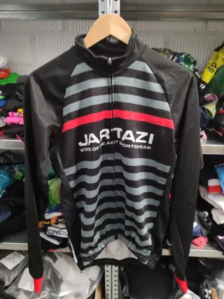 Ropa Ciclismo marca Jartazi Talla L