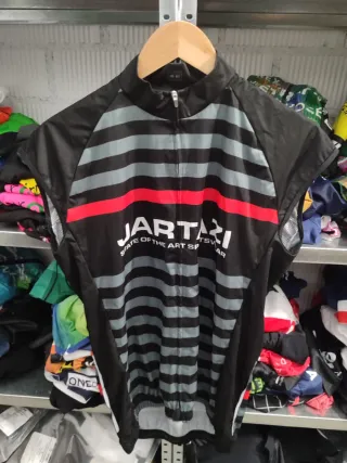 Ropa Ciclismo marca Jartazi Talla L