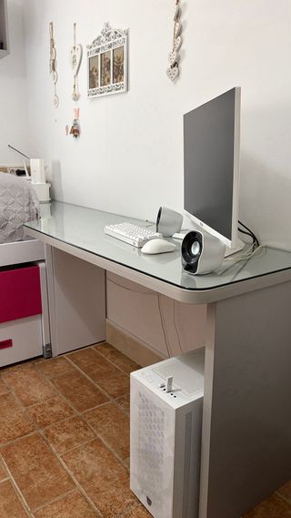 Cuarto completo, conjunto de muebles habitación.