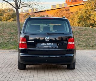 Volkswagen Touran 1.6 FSI
