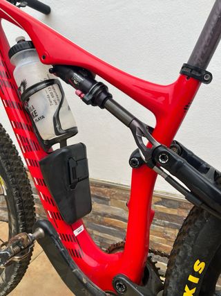 Bicicleta de Montaña Roja