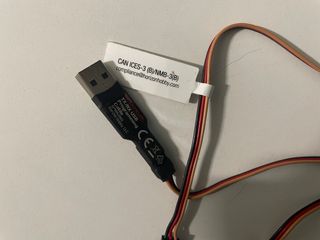 Emisora Spektrum DXe con cable SPMA3065