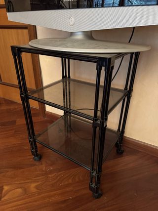 Mobiletto in acciaio e vetro