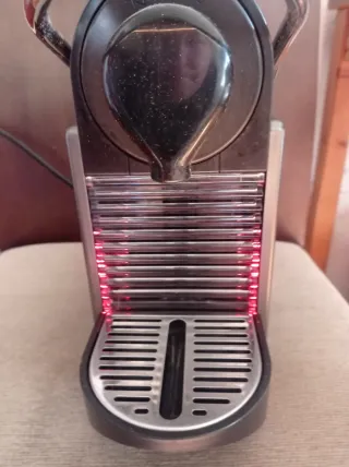 Macchina da caffè Nespresso Essenza Mini DeLonghi